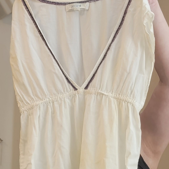 Aerie Cute Tunic. Embroidered boho/shirk. Adorable. Size Medium. - Picture 6 of 8